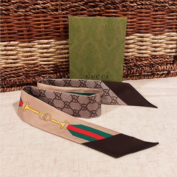 GUCCI Interlocking G Horsebit Web Print Silk Neck Bow In Brown NEW IN BOX - Picture 3 of 12